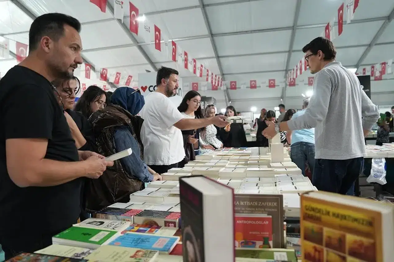 Kahramanmaraş Kitap Fuarı’nda Dokuzuncu Gün Yoğunluğu