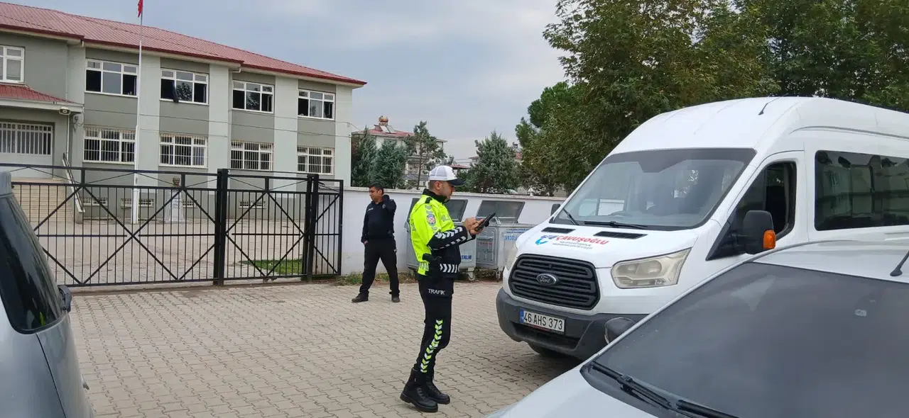 Kahramanmaraş’ta okul ve yurt çevrelerine sıkı denetim