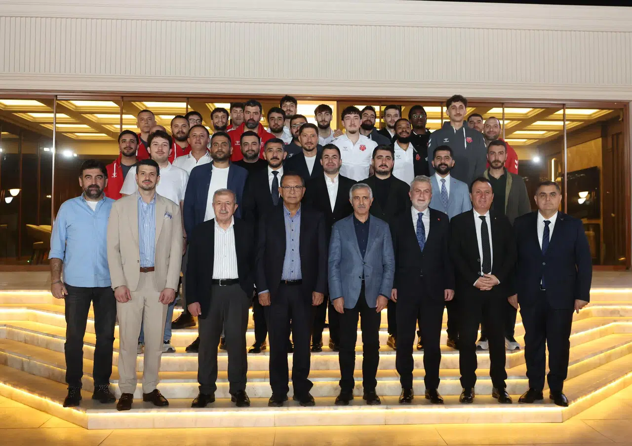 Kahramanmaraş'ta Kipaş İstiklal Basketbol Takımına Moral Buluşması