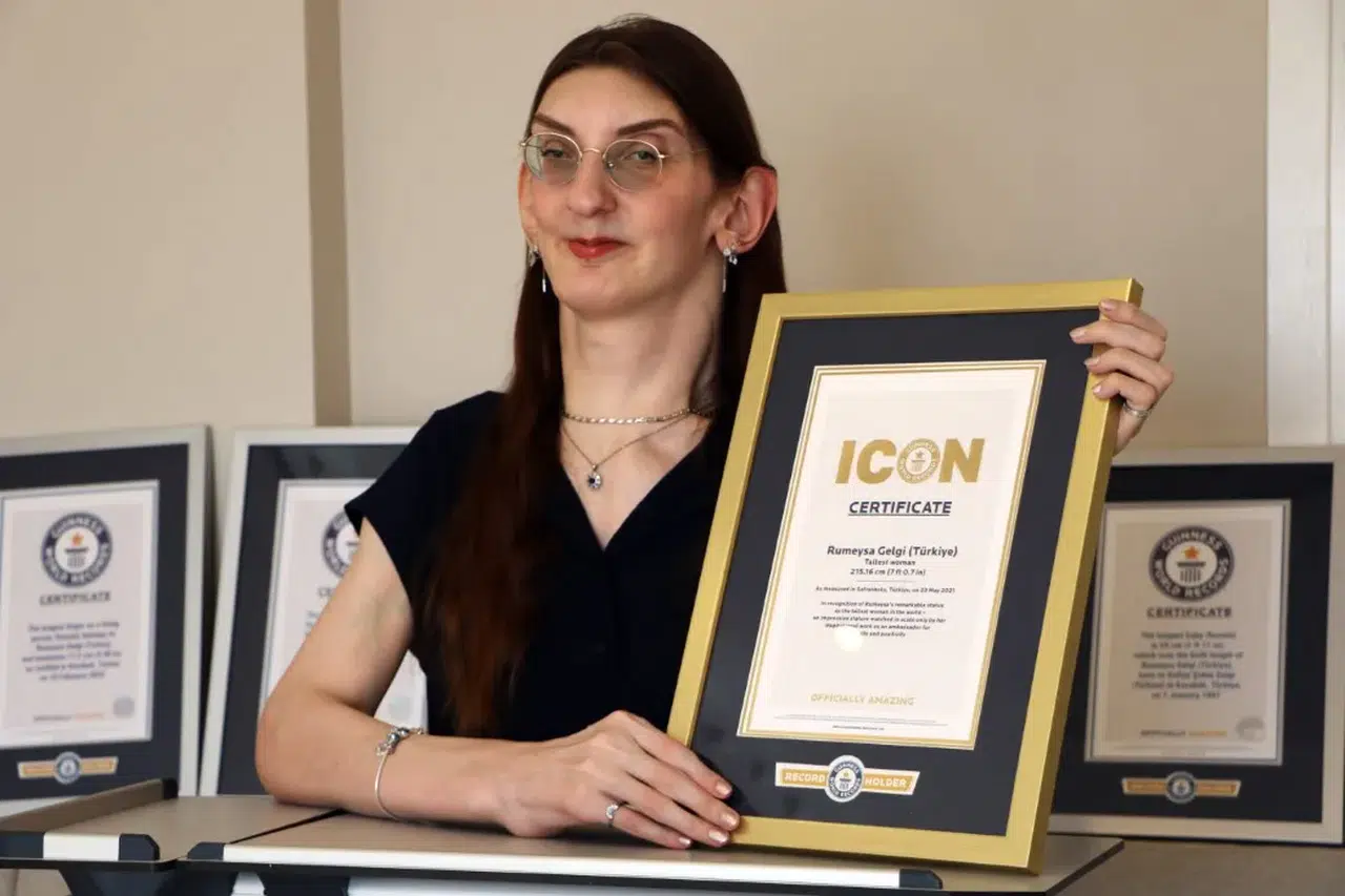 Rumeysa Gelgi 12 Yılda Sekiz Guinness Rekoruna İmza Attı