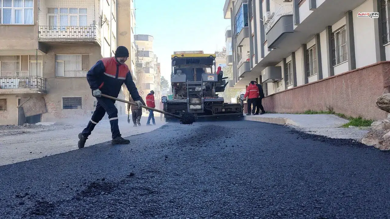 Kahramanmaraş Yenişehir Mahallesi’nde asfalt çalışması sürüyor