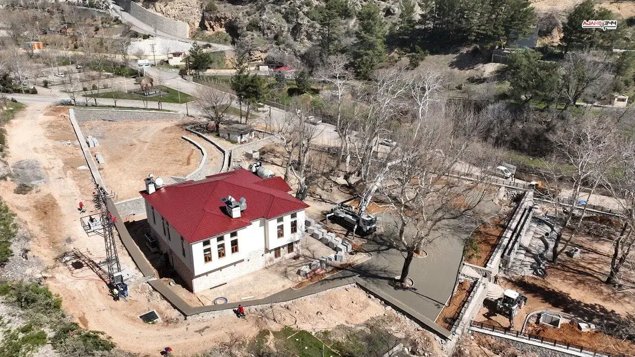 Kahramanmaraş’ta Çınaraltı Sosyal Tesisleri açılışa hazırlanıyor