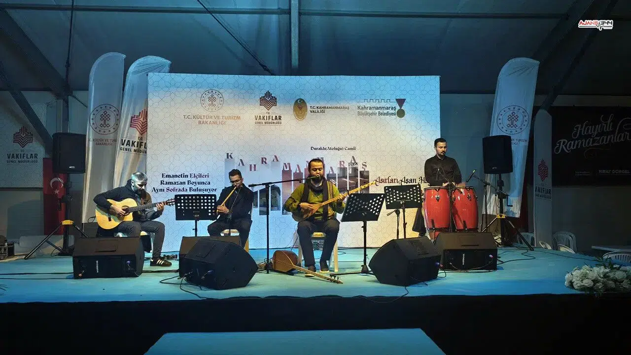 Kahramanmaraş’ta Ramazan Sokağı’nda türkü gecesi