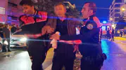 Öfkeli Baba Kızını Rahatsız Gencin Kulağını Kesti: 1'i Polis 2 Yaralı!