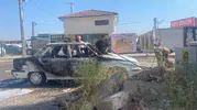 Park Halindeki Otomobil Yanarak Küle Döndü