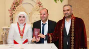 Kahramanmaraş'ta Görme Engelli Eğitmen Çiftin Düğününde Sevgi Engelleri Aştı