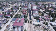 Elbistan'ın Darende Caddesi modern güvenli ulaşım için baştan sona yenileniyor