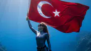Dünya Rekortmeni Şahika Ercümen’den Zafer Dalışı