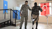 MSB’den Somalili 5 Gaziye Protez Bacak Desteği