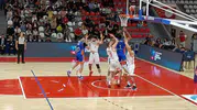 Kipaş İstiklal Basketbol evinde 114 sayı attı, zirveye yükseldi
