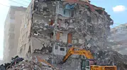 İzmir depremi unutmadı, uyarılar da geldi