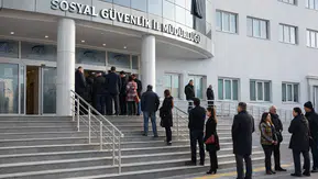 650 Bin Emeklilik İptali İddiası Doğru Mu? SGK Yanıtladı