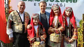 Kahramanmaraş’ta Kabarcık Üzümü İçin Geleneksel Bağ Bozumu