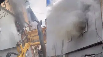 Onikişubat'ta ev yangını! Belediye personeli kahraman oldu