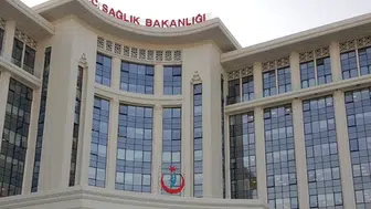 381 bin sağlık çalışanı bayram boyunca görev başında
