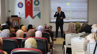 Müdür Erhan Baydur Öğrencilerle Söyleşide Buluştu