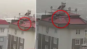 Kahramanmaraş’ta Çatıdaki Tehlikeli Anlar Kameraya Yansıdı