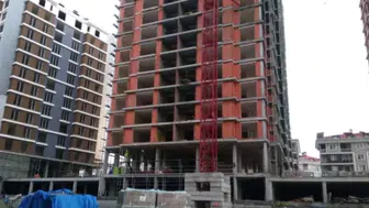 Onikişubat’ta İnşaattan Atılan Cisimler Faciaya Dönüşüyordu