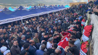 Okul saldırısında ölen masum yavrulara son görev!