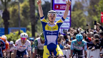 Cumhurbaşkanlığı Bisiklet Turu'nda ilk etap Tom Crabbe'nin