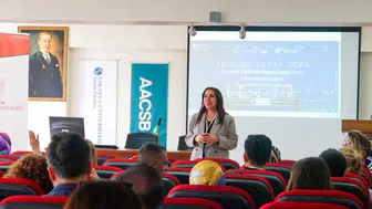 "Aileler İçin Eğitim Fırsatları: 'Aileyle Öğreniyoruz' Projesi Çalıştayı Gerçekleştirildi"