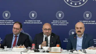 Afşinbey Vakfı'ndan Öğrencilere Destek