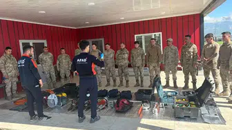 Nurhak'ta Jandarma Ekiplerine Arama Kurtarma Eğitimi