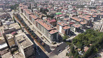 Trabzon Bulvarı’nda Son Kat Asfalt Çalışmaları Başladı