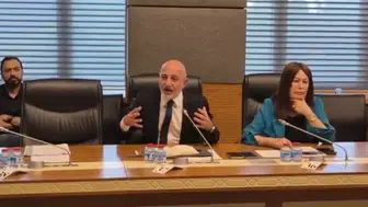 CHP'li Öztunç'tan Öğretmenlere Müdahaleye Tepki