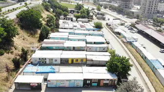 Kahramanmaraş'ta Esnaflara Verilen Konteynerler Kaldırılıyor