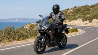 Motosiklet sürücülerine 8 uyarı