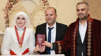 Doğuştan Görme Engelli İki Öğretmen Dünyaevine Girdi