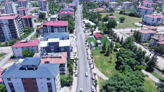 Elbistan'da asfalt seferberliği: Yeni yollar, modern görünüm!