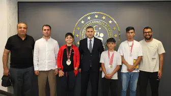 Kahramanmaraşlı Şampiyon Sporcular İl Müdürü Yasin Özdemir'i Ziyaret Etti