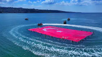 Denizin Üzerinde 660 Metrekarelik Ay Yıldız
