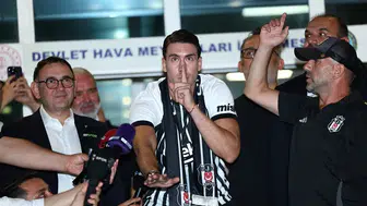 Beşiktaş’ın Yeni Golcüsü Dusan Vlahovic İstanbul’da