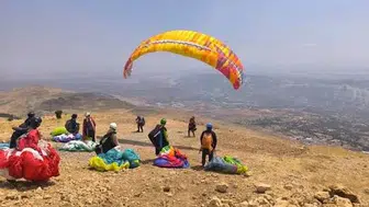 Andırın Yamaç Paraşütü Festivali Gökyüzünü Renklendirdi