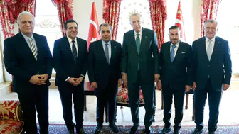 Cumhurbaşkanı Erdoğan, 4 Büyük Kulübün Başkanlarını Kabul Etti