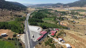 Göksun’da 2 Kilometrelik Yol Baştan Sona Yenileniyor