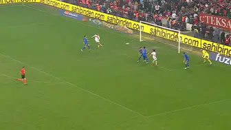 A Millîler İtalya Karşısında Ağır Yenilgi Aldı: 1-4