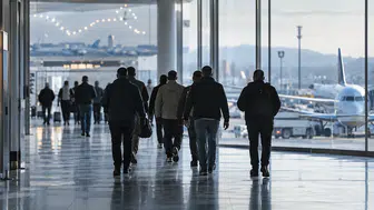 Yurt Dışında Aranan 76 Kişi Türkiye’ye İade Edildi
