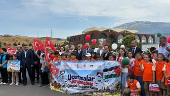 Gazze İçin Uçurtmalar Gökyüzüyle Buluştu