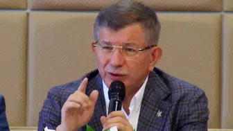 Davutoğlu hakkında 'Cumhurbaşkanına hakaret' iddiasıyla soruşturma