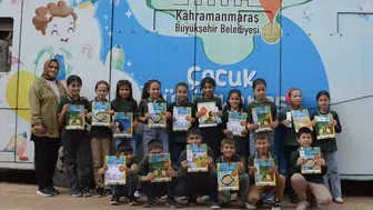Kahramanmaraş'ta Mobil Çocuk Kütüphanesi ile miniklerin okuma heyecanı büyüyor