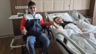 Osman Tunahan’dan Zuhal Karakoç’a Hastanede Anlamlı Ziyaret