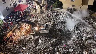 Maltepe’de Bina Çökmesi: Enkazda Gece Çalışmaları Sürüyor