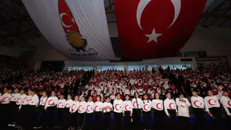 Onikişubat Belediyesi’nden Cumhuriyet’in 103. yılına 1300 sesli dev konser