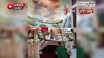 Canlı Yayında Başına Haç Düşen Rahip Hayatını Kaybetti