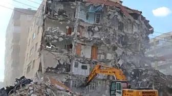 İzmir depremi unutmadı, uyarılar da geldi