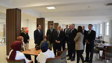 KSÜ Rektörü Ak İftar Programında Akademik Birimleri Denetledi